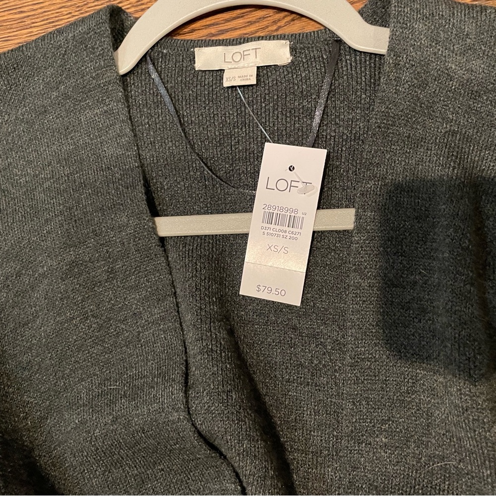 Nwt- loft wrap xs/sm -loft runs big fyi